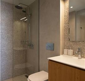 3 bedroom villa with pool & sea views, near Palaiokastrítsa, sleeps 6